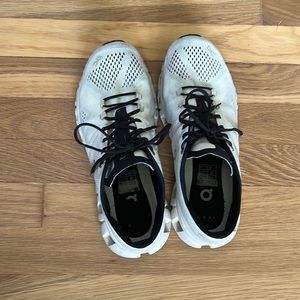 On Cloud X Sneakers used